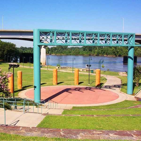https://fortsmith.org/harry-e-kelley-river-park-events